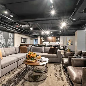 Apartment Contemporary 6br By Maddox, Nashville